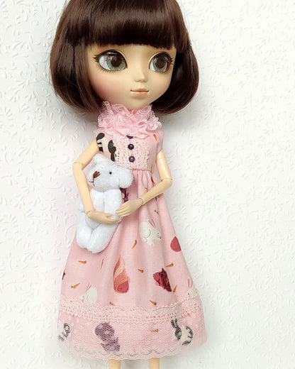 Monica pitkä mekko Pullip nukelle
